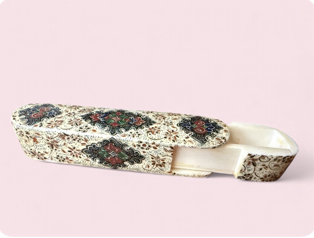 *RARE* Vintage Persian Solid Bone Qalamdan Hand Painted Pencil/pen Case