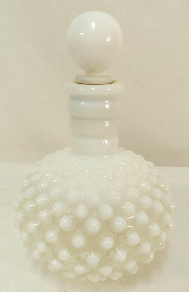 Fenton Vintage hobnail opalescent white bottle 6