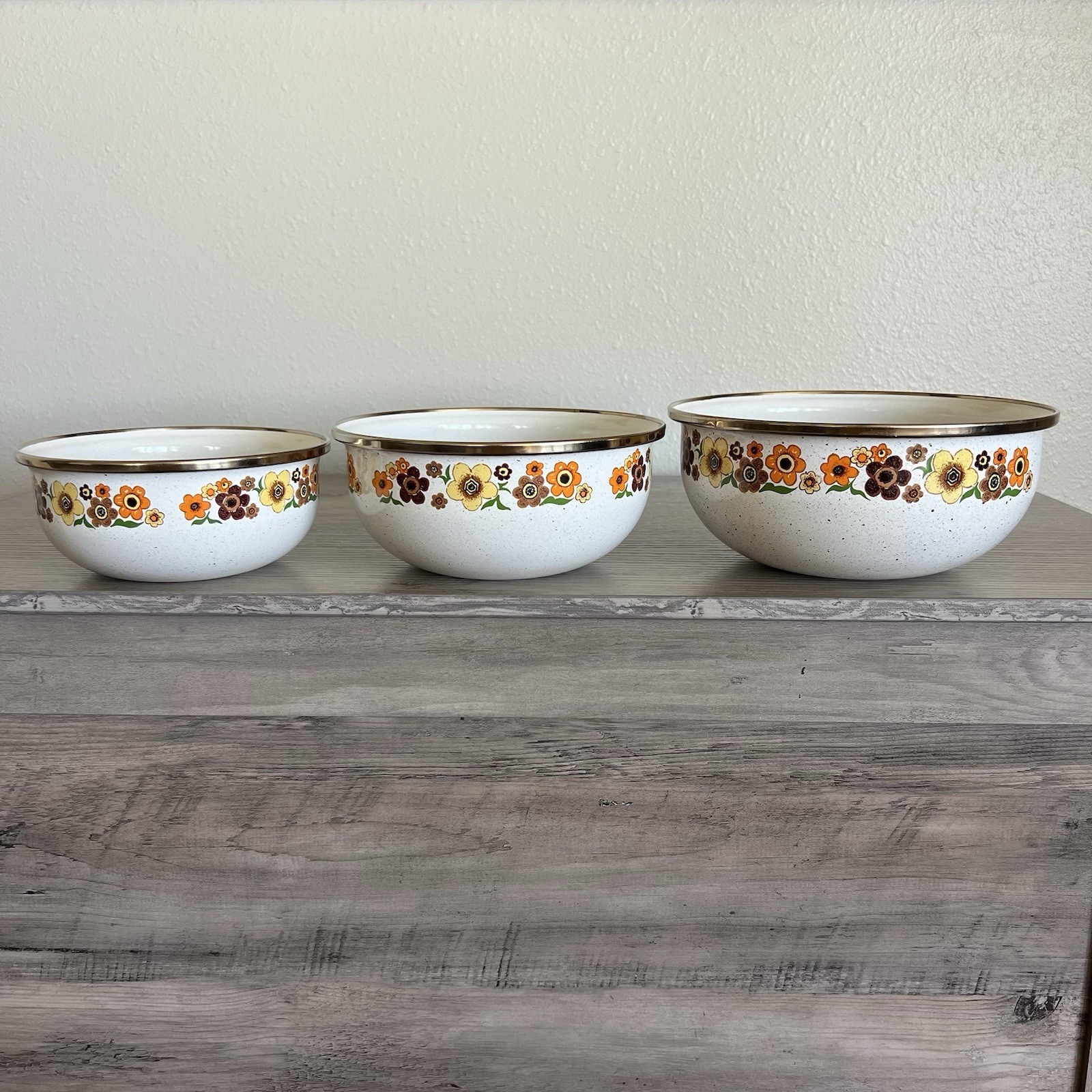 Vintage Nesting Mixing Bowls Harvest Blossom Porcelain Enamel Crowning Touch 70s