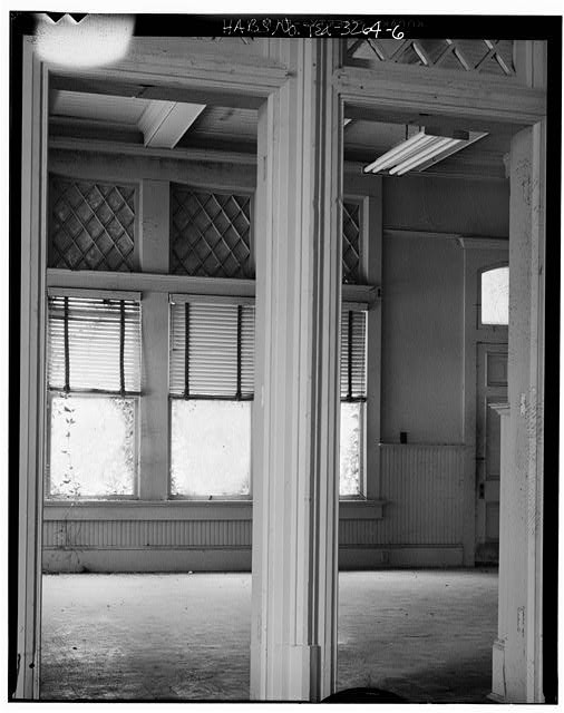 6. BALLROOM LOOKING SOUTH - John H. Houghton House, 307 West Twelfth Street,