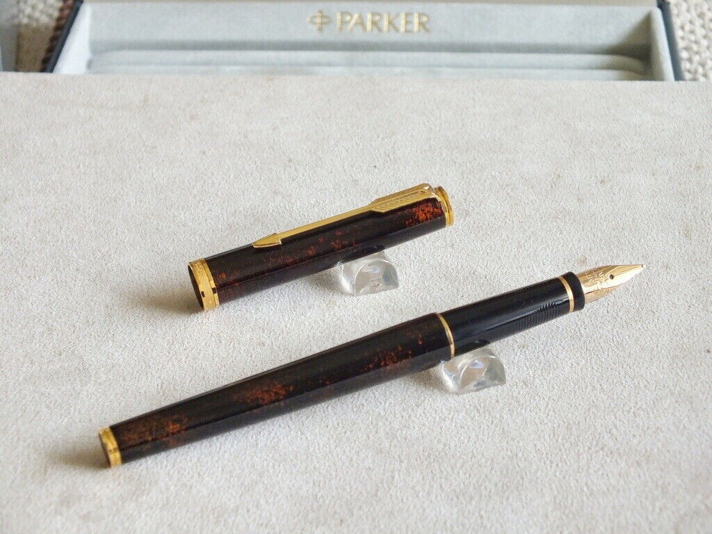 Parker Premier Brown Chinese Lacquer Fountain Pen 18k Gold Med Pt New In Box