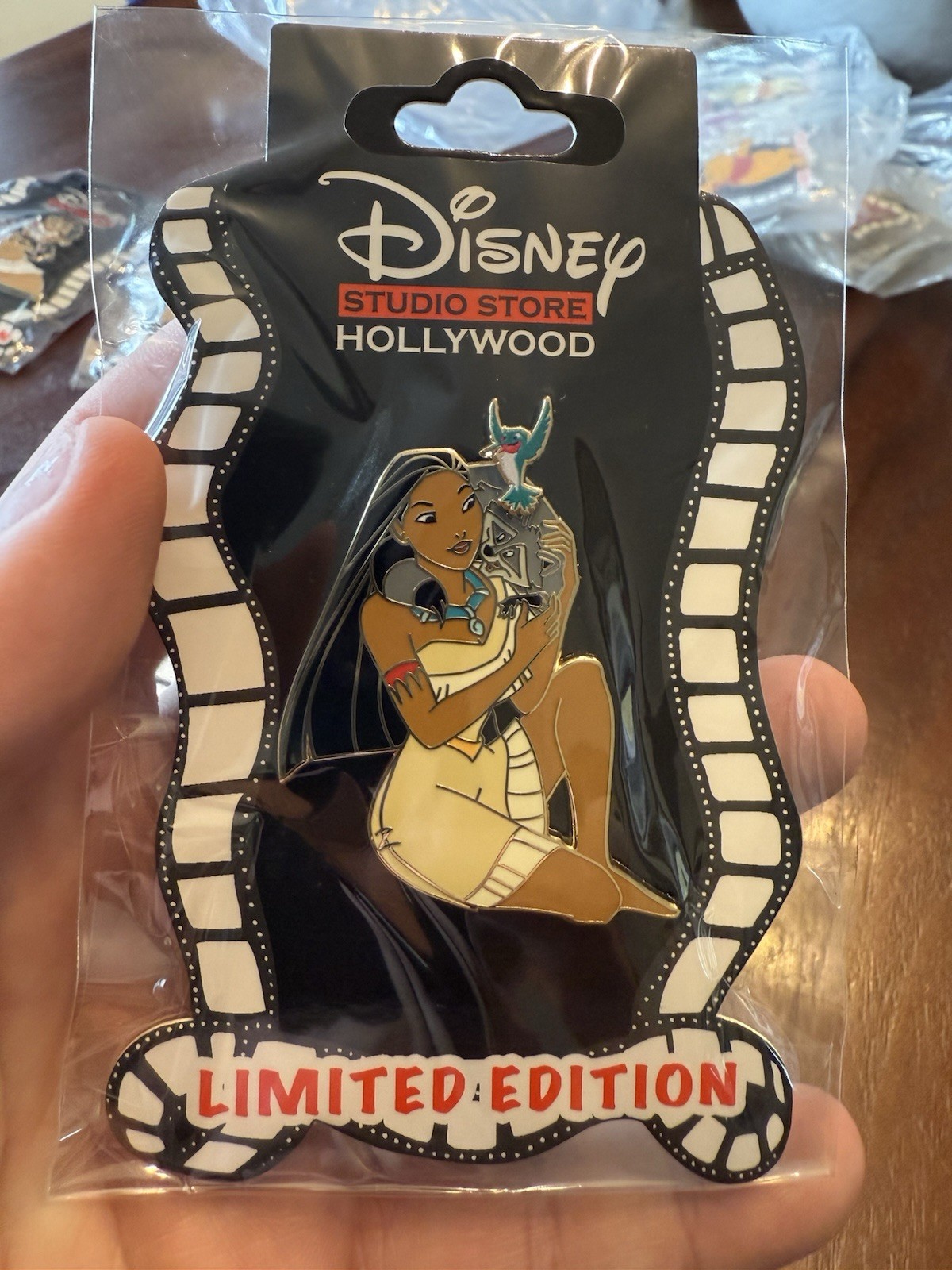 Disney D23 Expo 2022 DSF DSSH Film Stack Series LE 500 Pocahontas Meeko Flit Pin