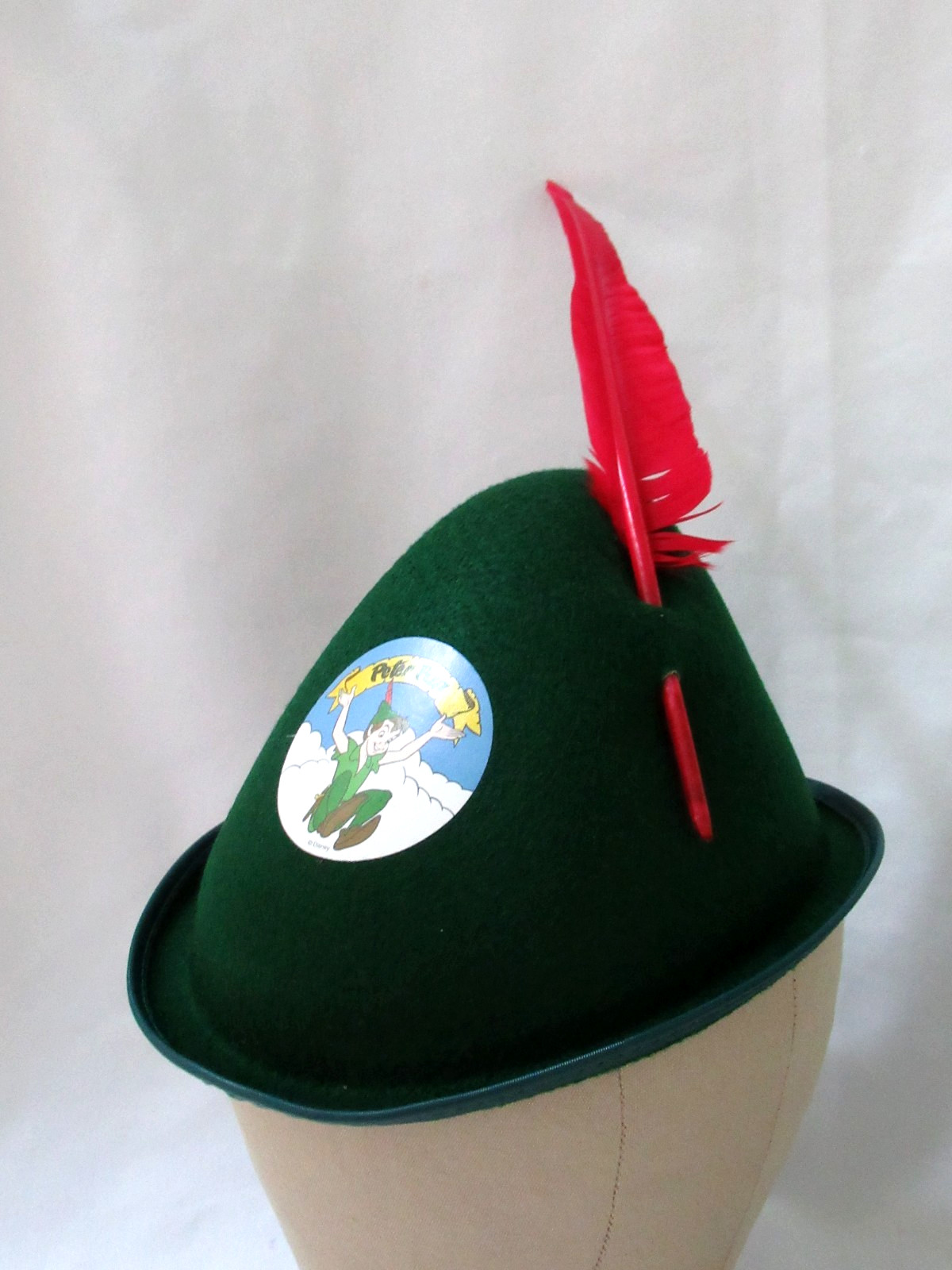 Walt Disney Peter Pan Souvenir Hat Fantasyland Jacobson Green Felt VTG NEW
