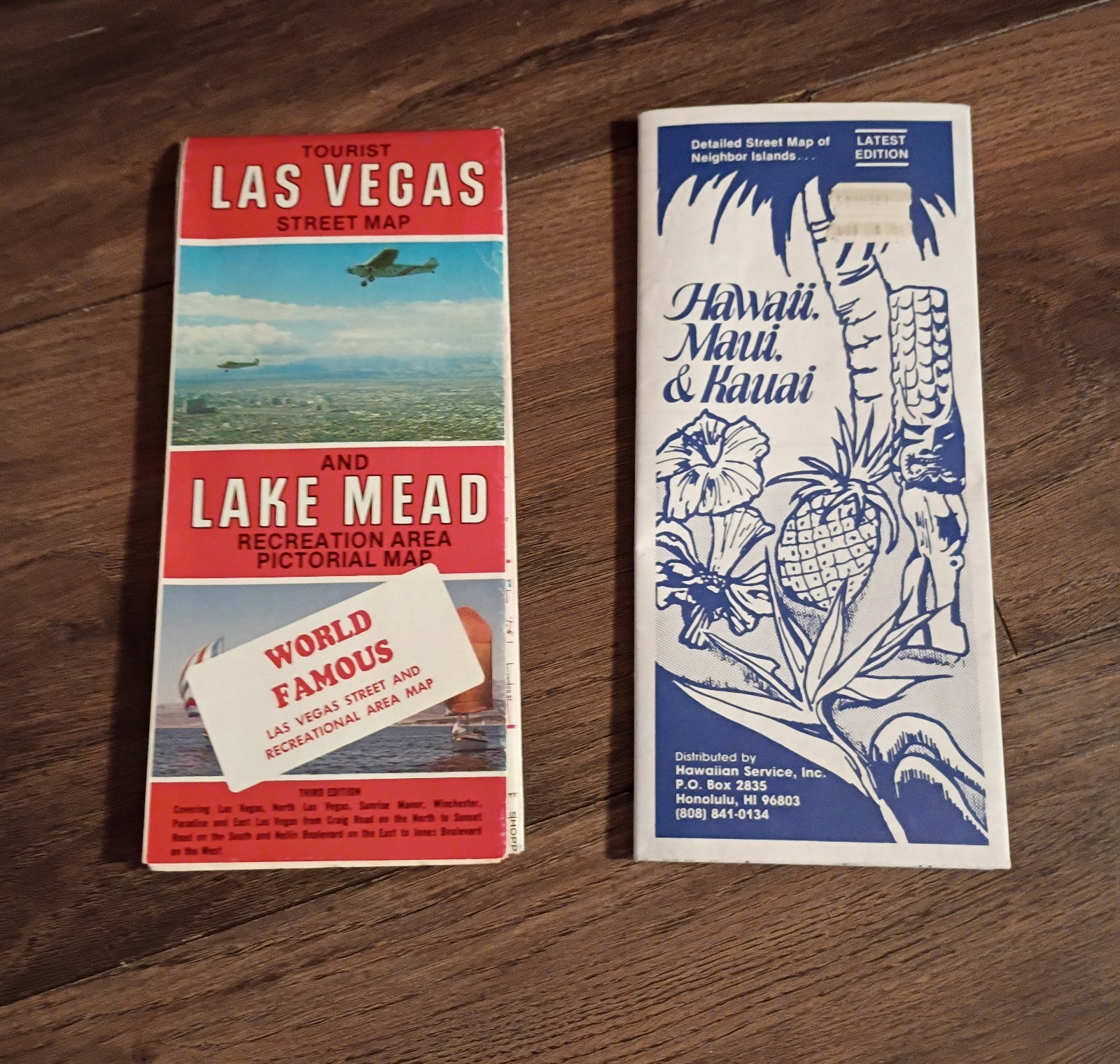 2 1987 US Tourist Maps Hawaii & Last Vegas Vintage Near Mint