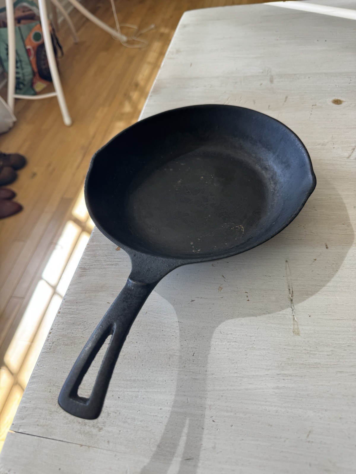Vintage Cast Iron 9 Inch Chef Skillet Pan Made in USA Unmarked Wagner 