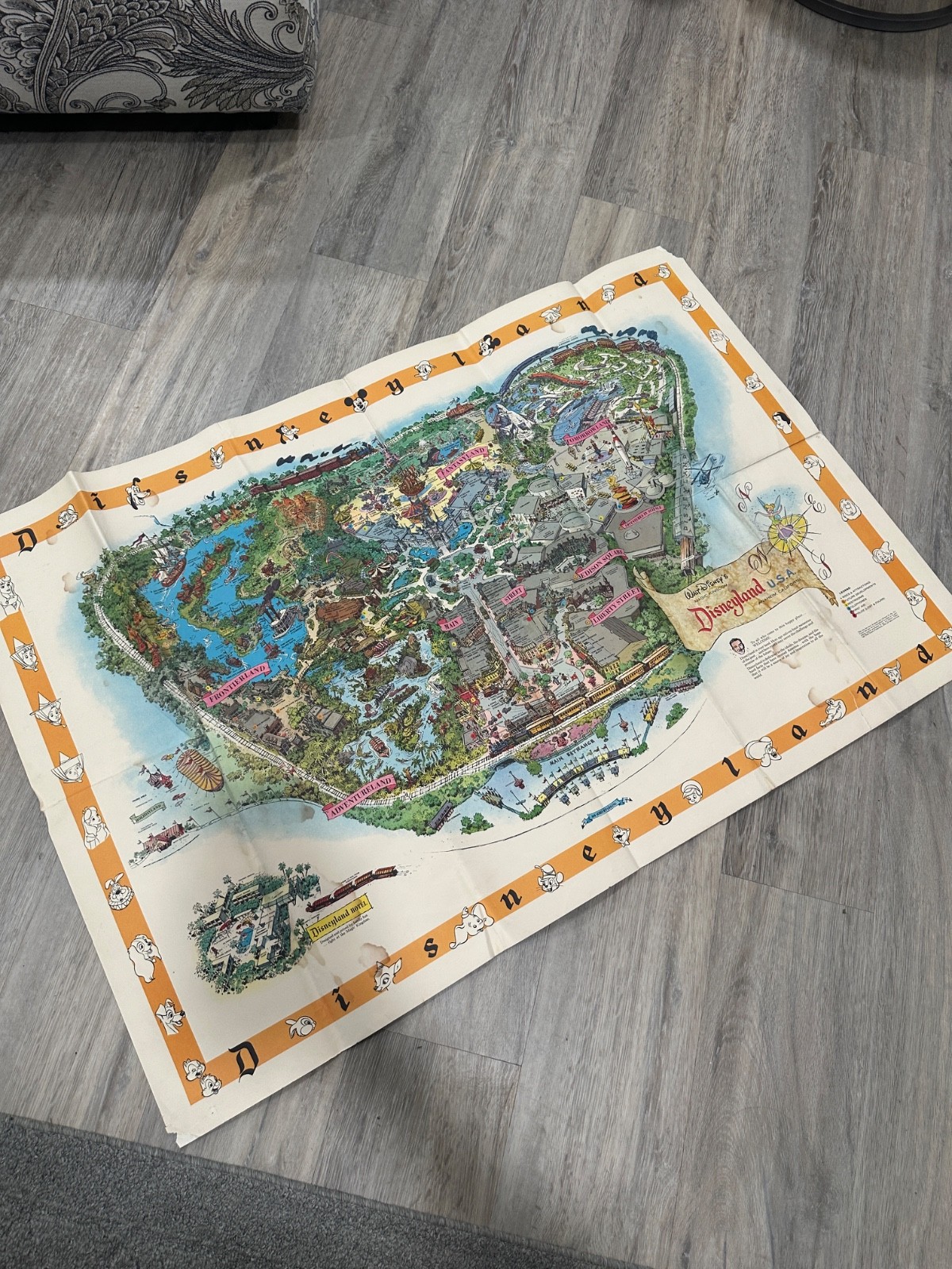 1958 Disney Disneyland U.S.A. Anaheim California Fold-Out Paper Park Map