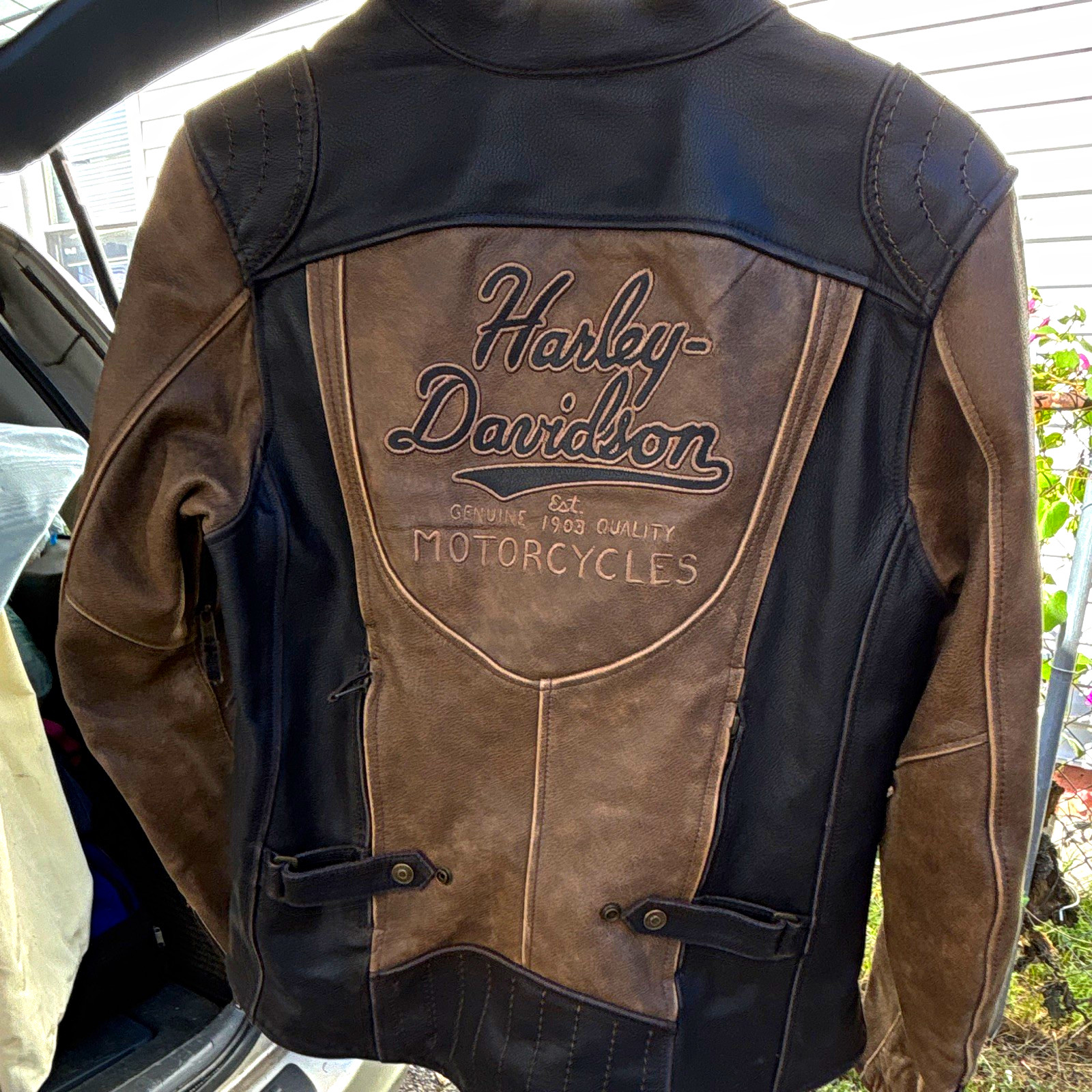 Harley-Davidson Genuine Motorcycles Black/Brown Leather Jacket Embroidered Logo