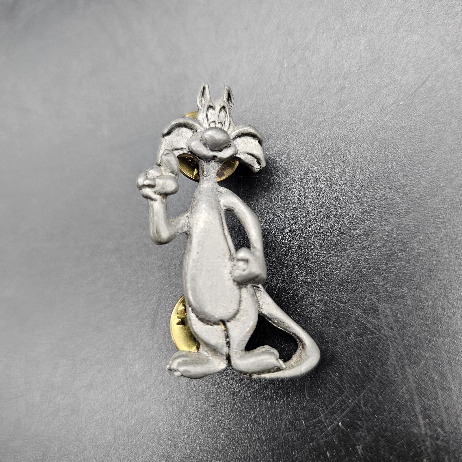 Looney Tunes 1992 Sylvester Pewter Pin