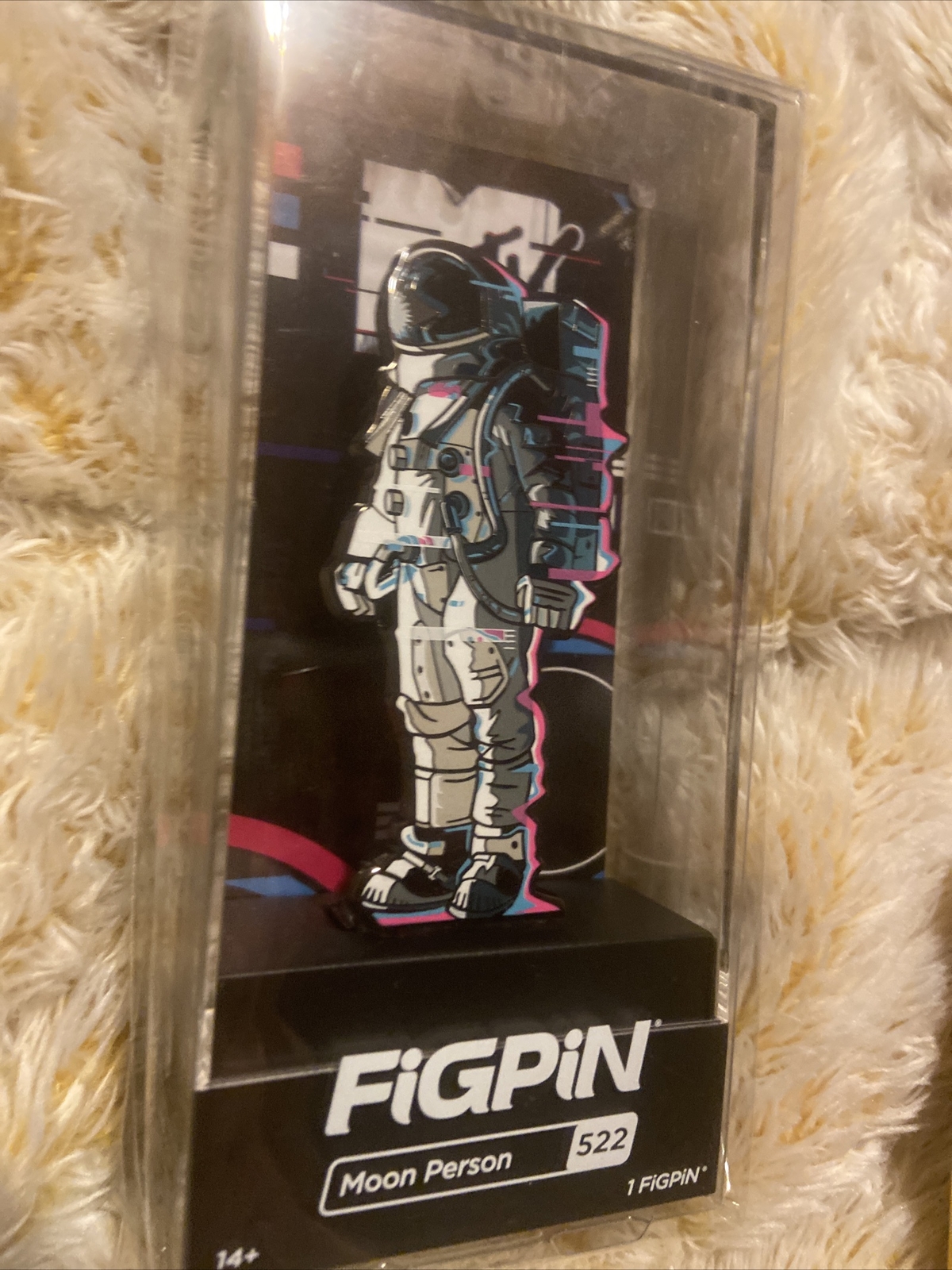 FiGPiN MTV Moon Man Person # 522