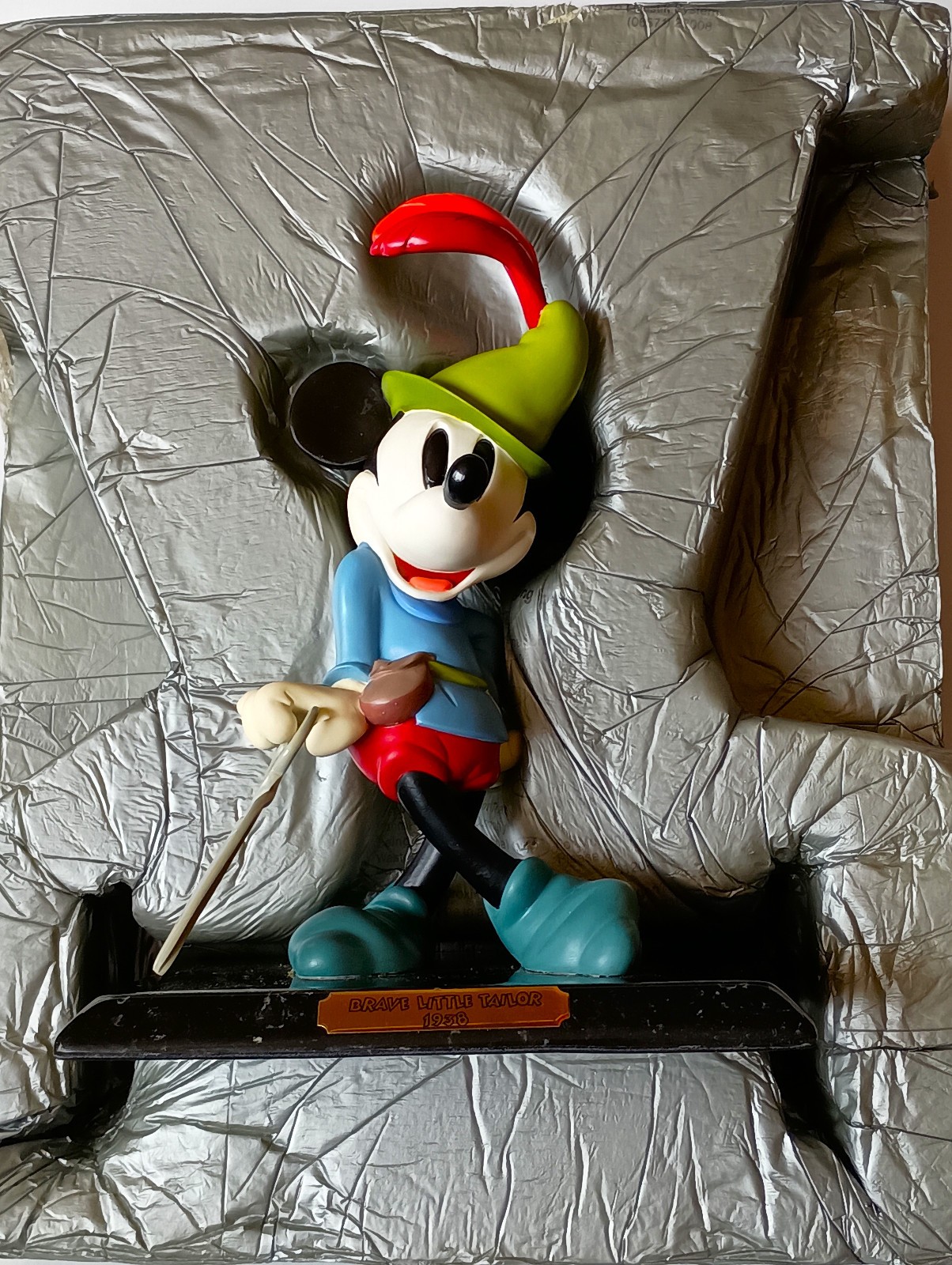 **RARE** 1996 SGN LTD ED Brave Little Tailor Figure w/COA $180 + 