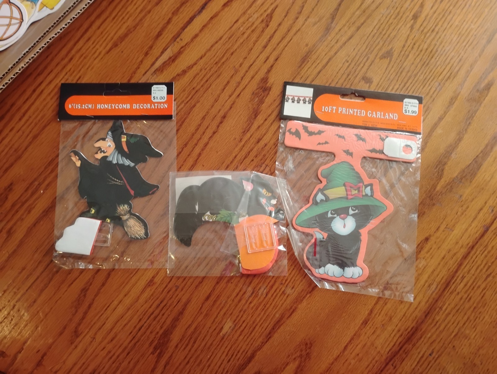 HALLOWEEN VINTAGE WOOLWORTH'S DECORATIONS (3) NEW, UNOPENED