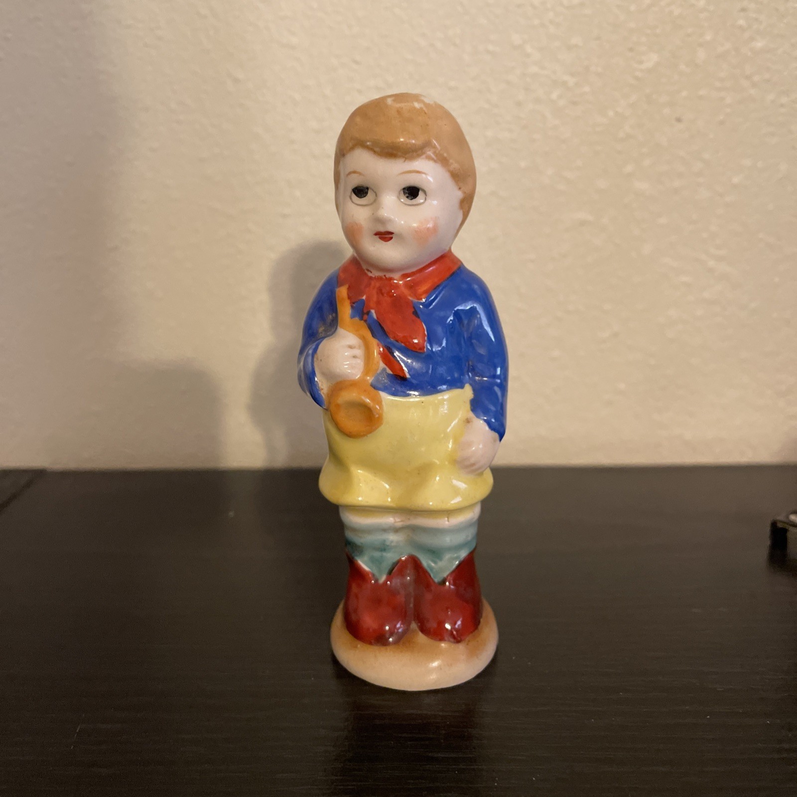VTG Little Boy Bugler Pepper Shaker Japan No Cork Paint over Glaze 1 pc Replace