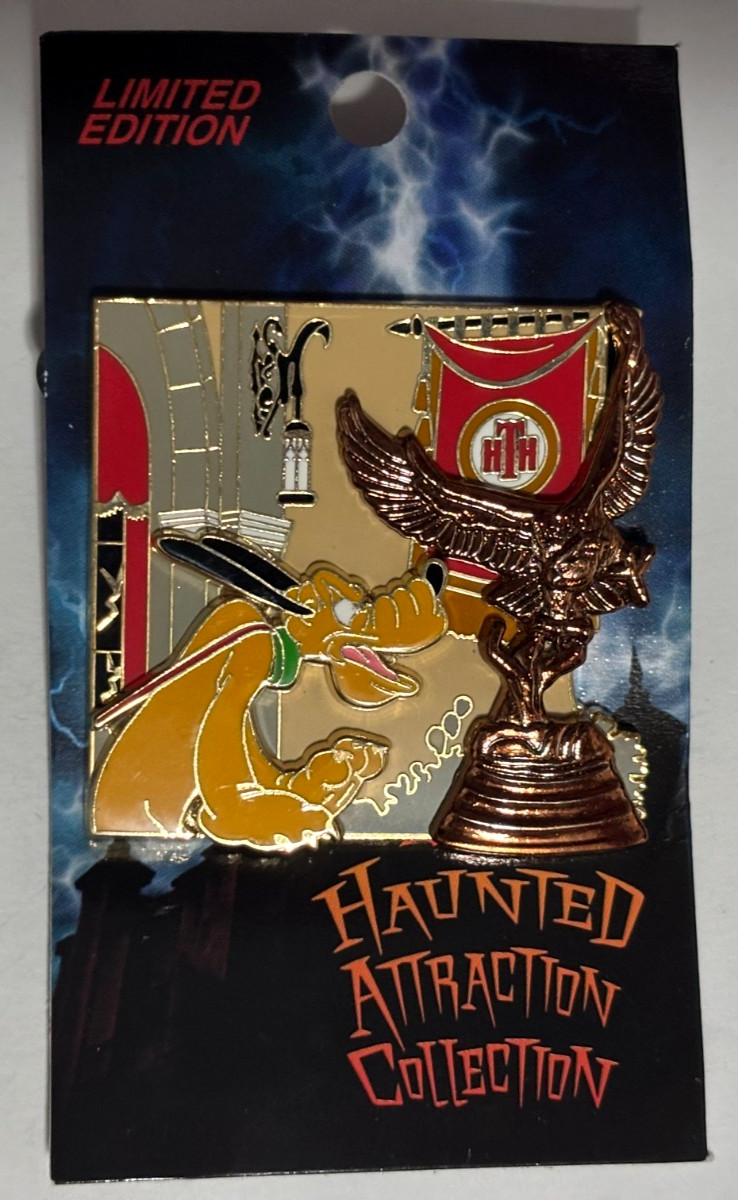 WDW Disney Haunted Attraction Collection 2005 Pluto in Lobby LE 1000 - 3D CARDED