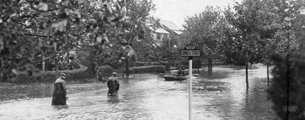 Flooding caused by the New England Hurricane of 1938 aka Long Isla .. Old Photo