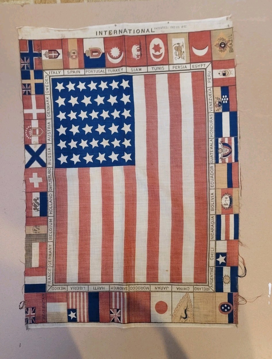 Antique 1876 Centennial International Exhibition souvenir 39 Star flag 1875 PAT.