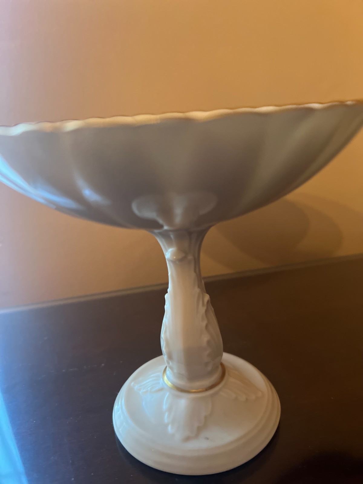 Lenox Ivory Porcelain Pedestal Candy Dish Compote Daisy Flower Gold Trim 5.5\