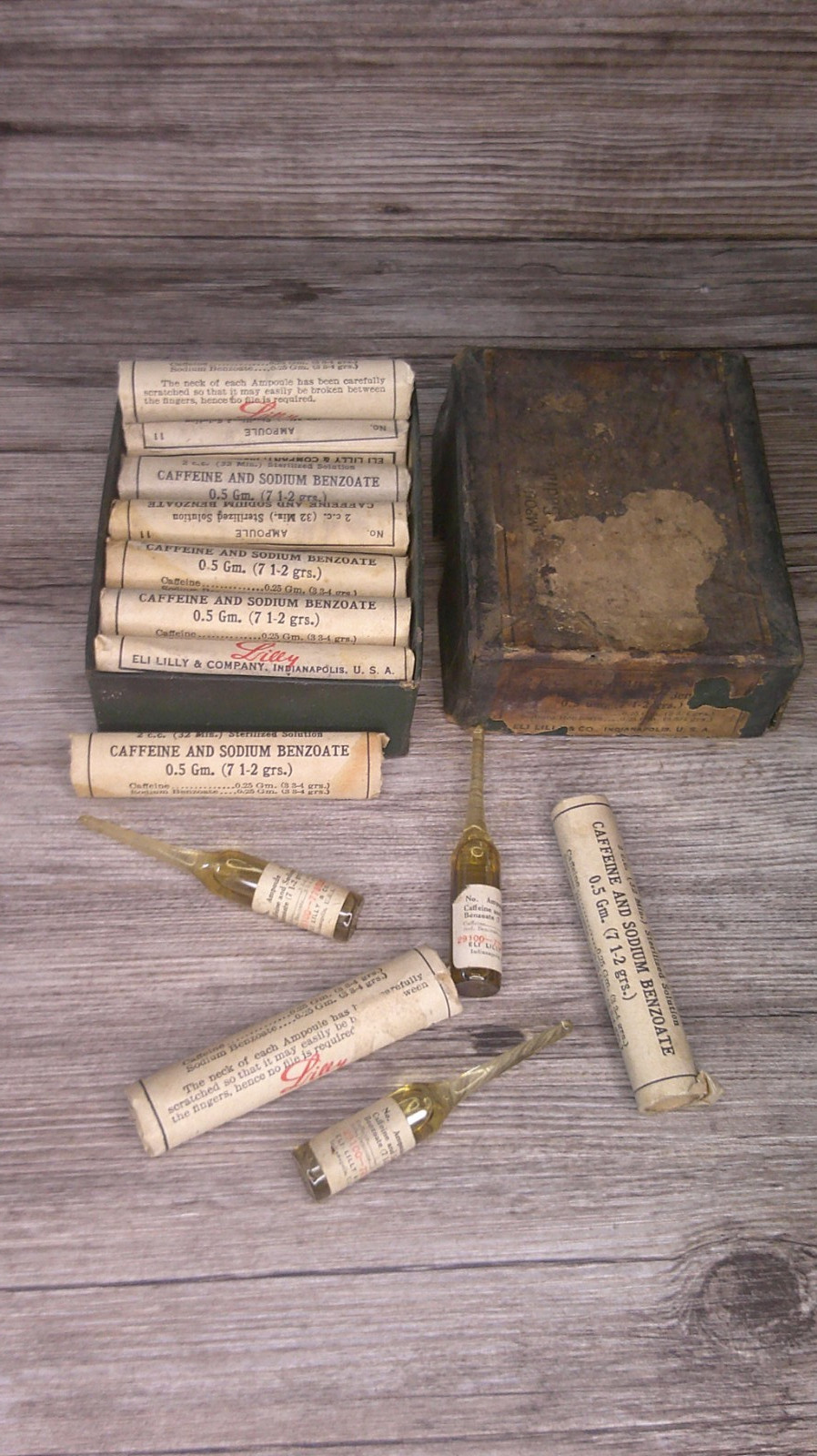 rare antique Eli Lilly Ampouli original box of 16 Caffeine and sodium Benzoate