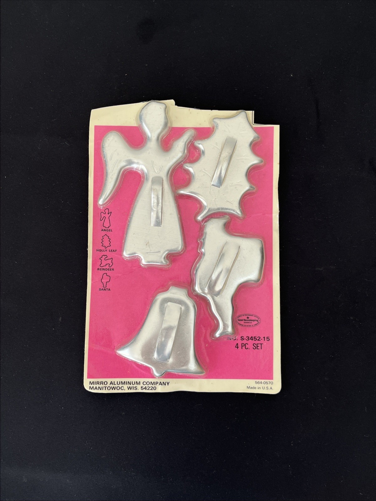 🟣 4 VTG Mirro Aluminum Christmas Cookie Cutters Santa Angel Holly Reindeer ~NIP