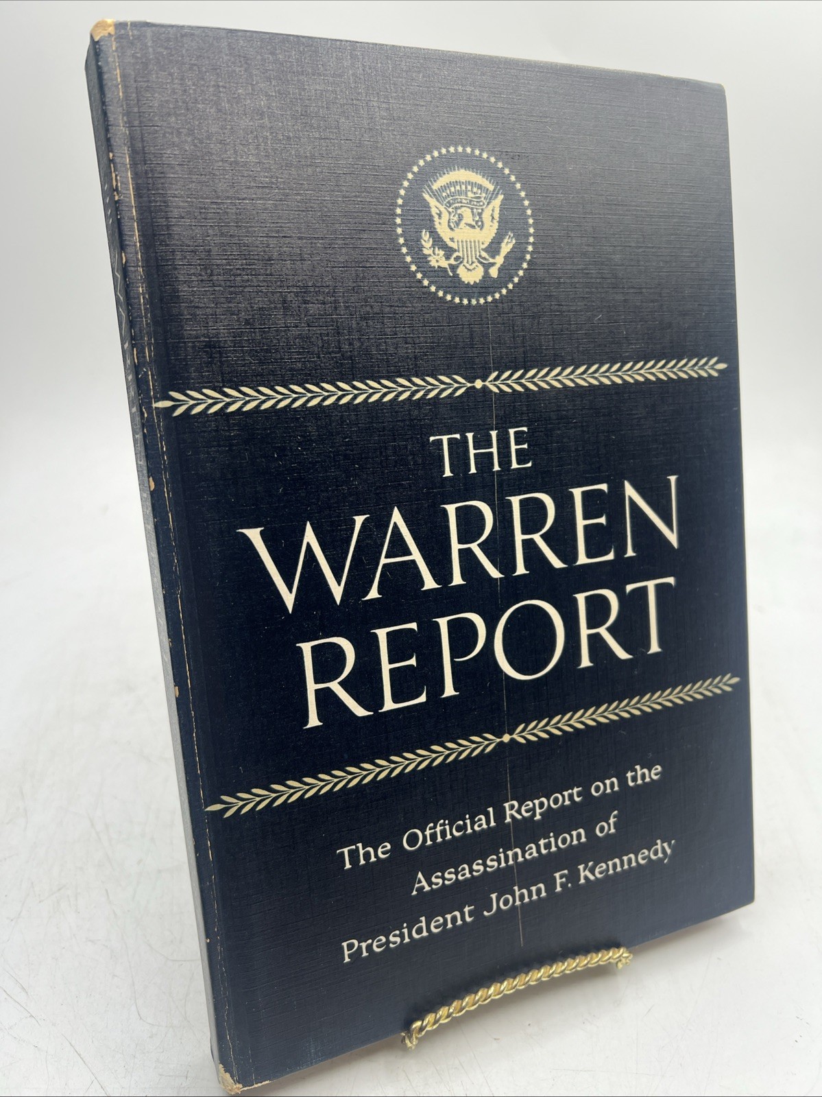 THE WARREN REPORT - The Official Report on the Assassination of JFK - HC