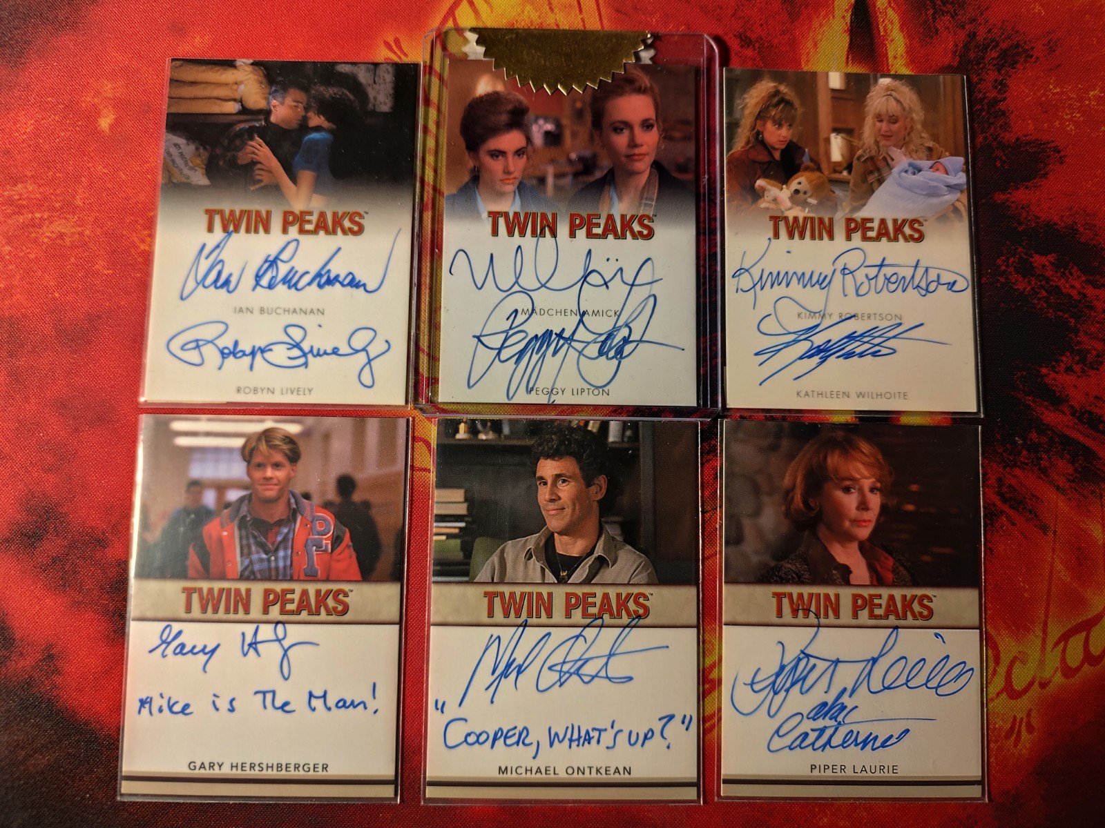 Twin Peaks Autograph Cards LOT (40+) - MacLachlan, Ontkean, Fenn, Amick & more
