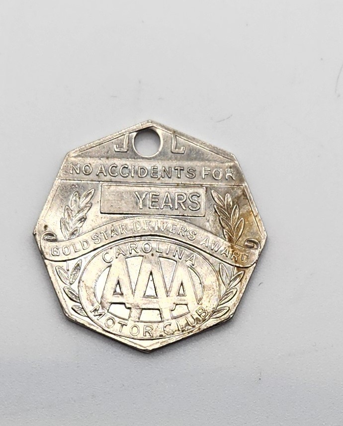 Vintage AAA North Carolina Motor Club No Accident Gold Star Award Keychain Tag