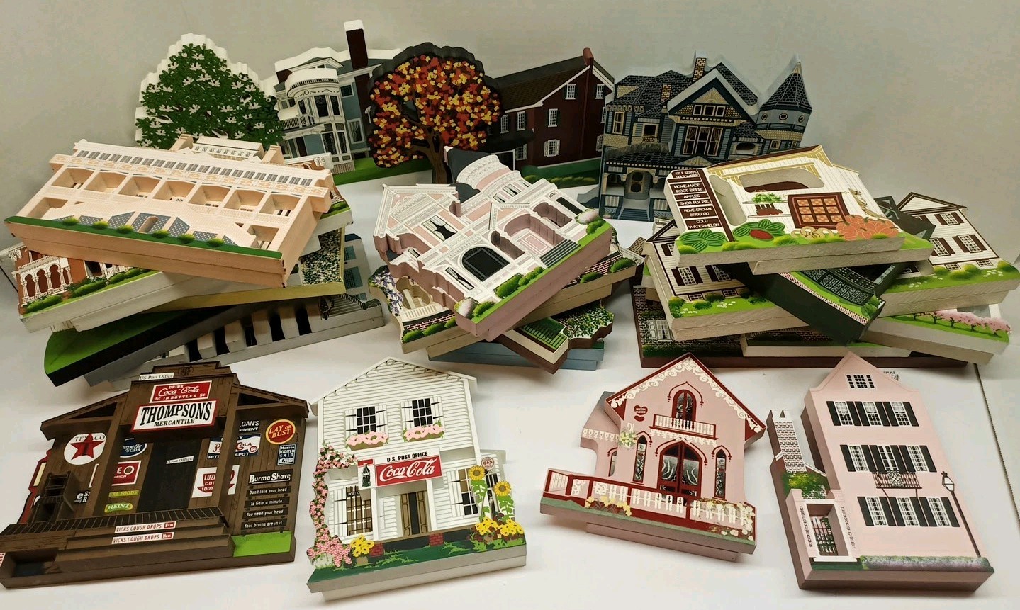 22 Sheila\'s Houses Lot, Wood Art 1993-97 Signed, Shelf Sitters 3D, Famous Places