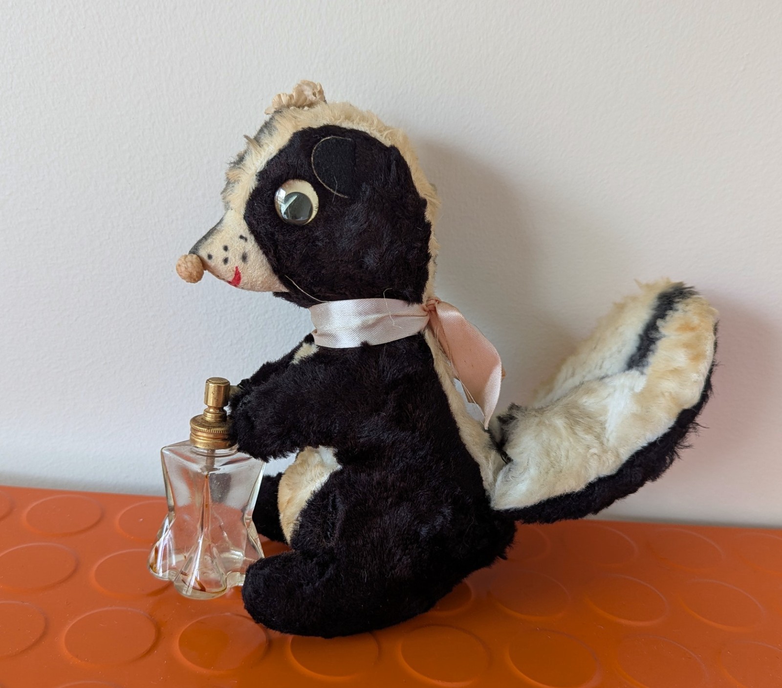 Vintage I’m A Li’l Squirt Skunk, Plush, Doll, Perfume Bottle, 1957, Collegiate