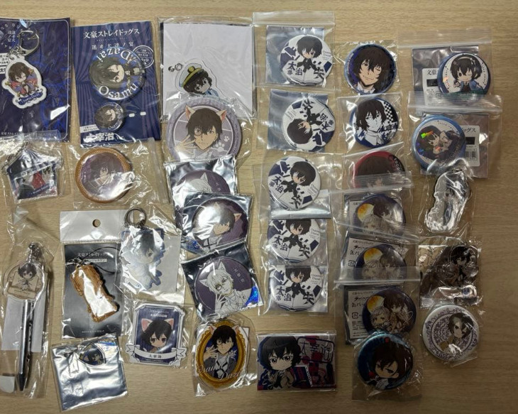Bungou Stray Dogs Osamu Dazai Complete Set Collectible Pins Badges Japan Anime