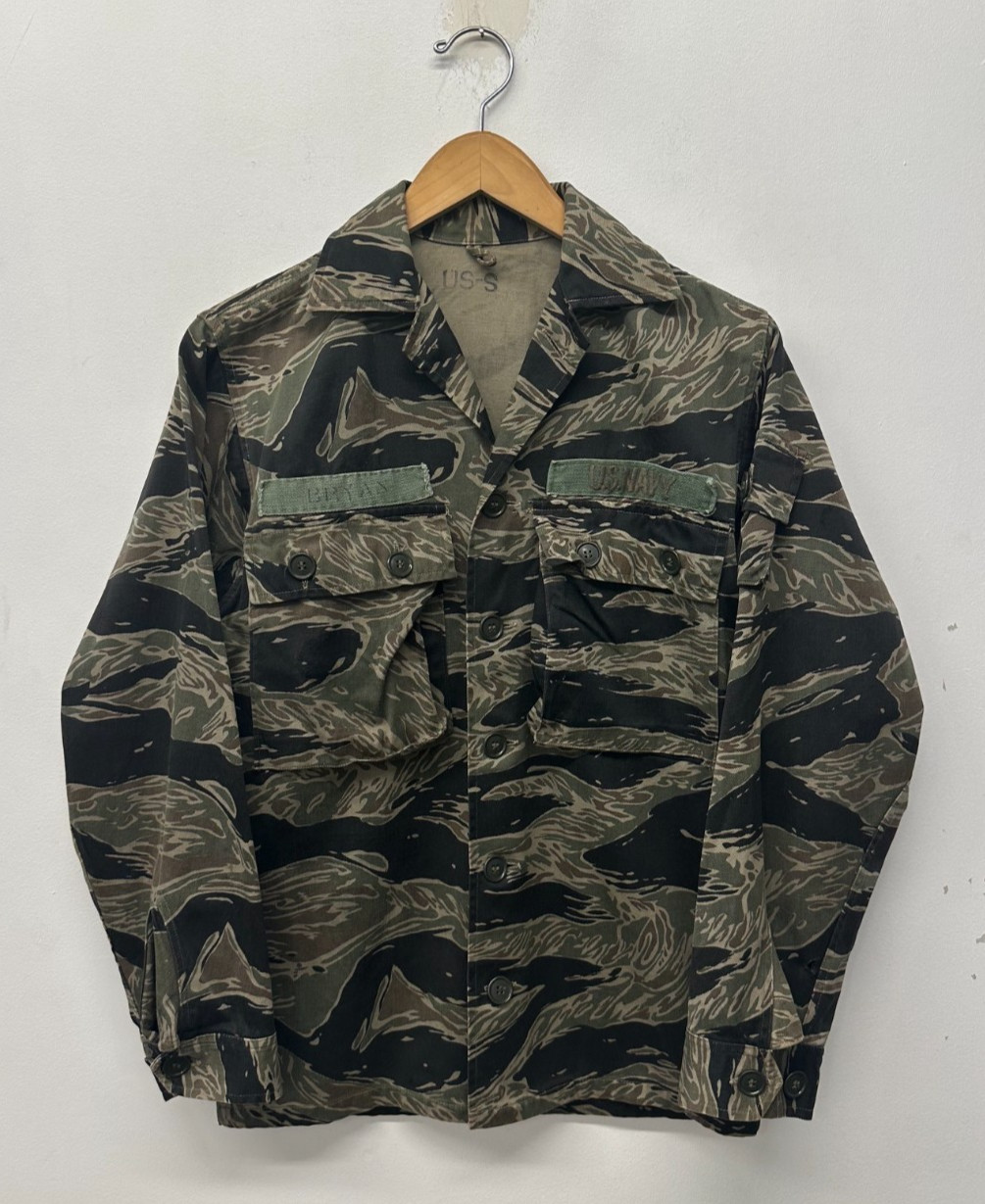 Vintatge Viet Nam War Tiger Stripe Shirt, Tadpole Sparse (TDS),  Size US-S, W-43