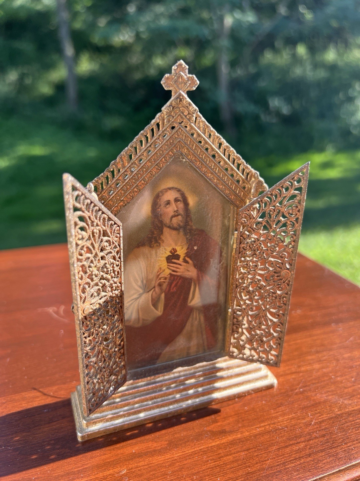 Antique Metal Filigree Triptych Jesus Christ Sacred Heart Shrine Folding Doors