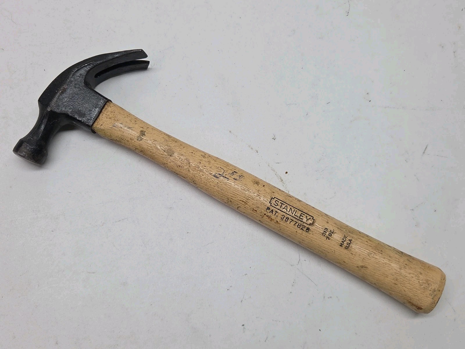 VINTAGE STANLEY 7oz SMALL CLAW HAMMER NO. 213 MADE IN USA LIGHT DUTY 3877826