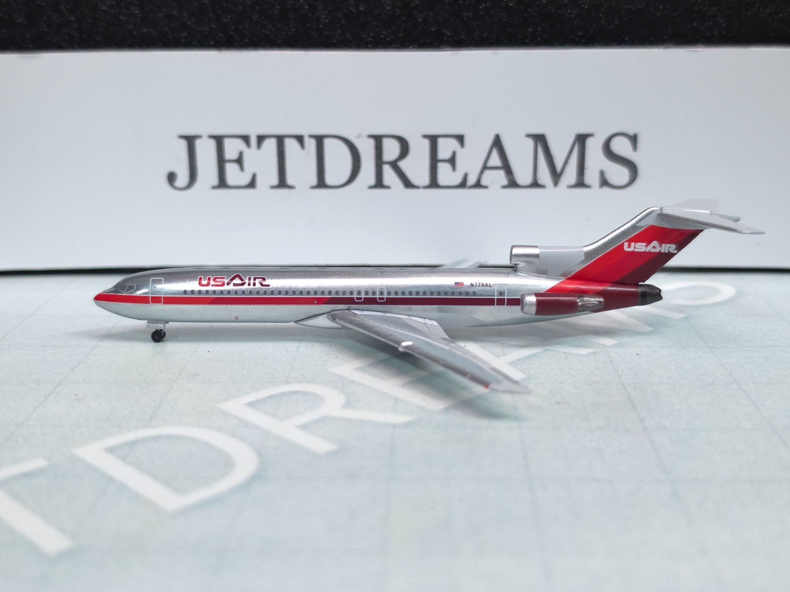 1/400 US AIR / USAIR BOEING 727-200 1980'S POLISHED COLORS N779AL AEROCLASSICS
