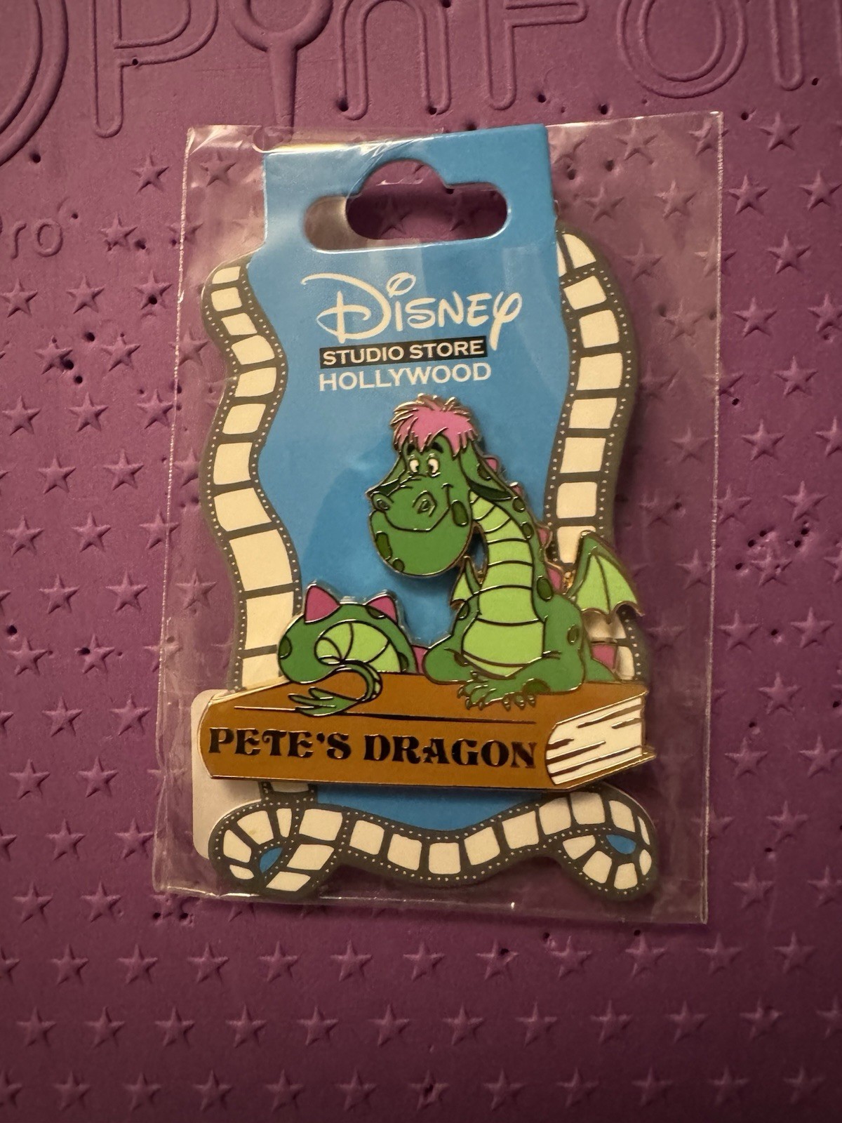 Disney DSSH Elliott Pete\'s Dragon Film Title Storybooks Series D23 Release Pin