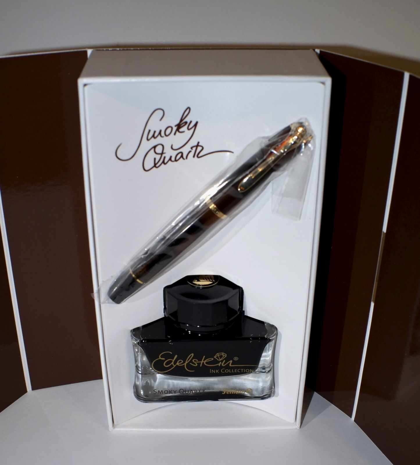 Pelikan M200 Smoky Quartz Fountain Pen + Edelstein Ink 2017 Gift Set NOS