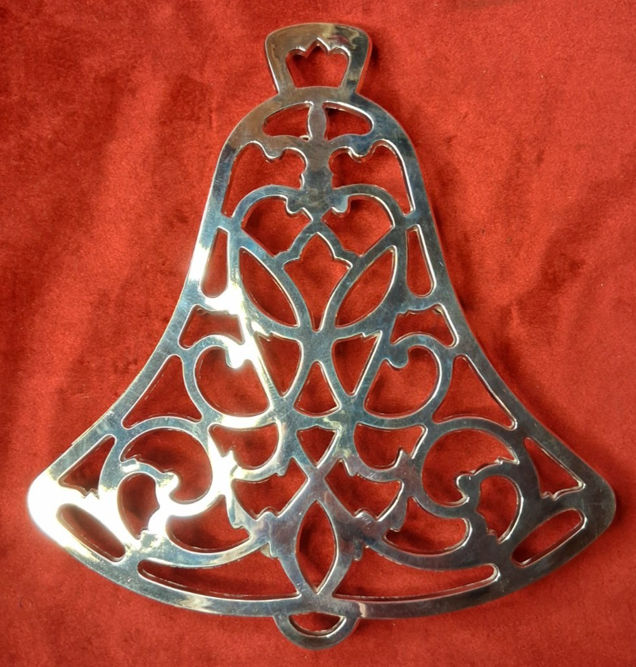 Vtg. International Silver Co. Silver Plated Bell-Shaped Trivet with Original Box