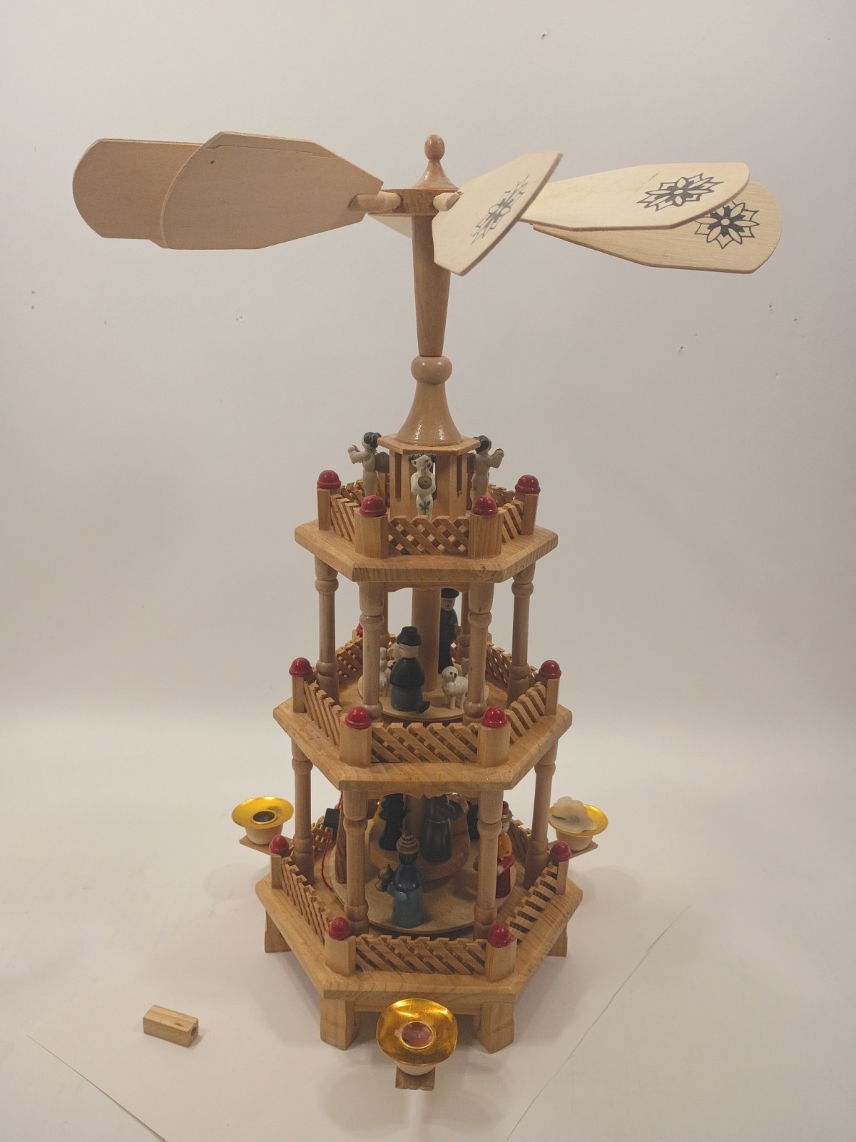 Lillian Vernon 3 Tier Wooden Christmas Nativity Carousel Vintage Handmade *READ*