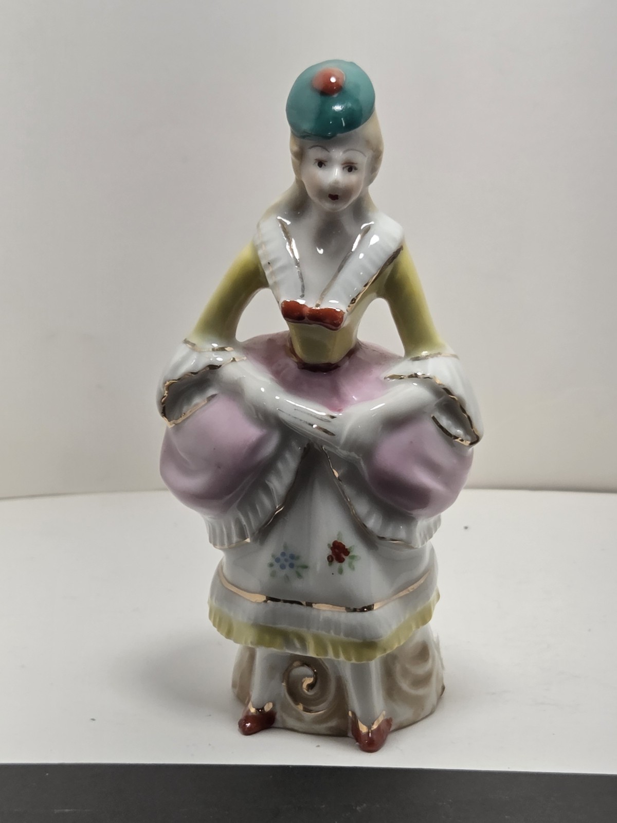 VTG Porcelain Woman Pink Shirt w/White  - Japan - 4.25\