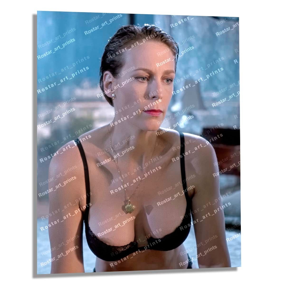 8x10 JAMIE LEE CURTIS True Lies Bra Busty BTS EXCLUSIVE Photo Print HQ+ JLC005