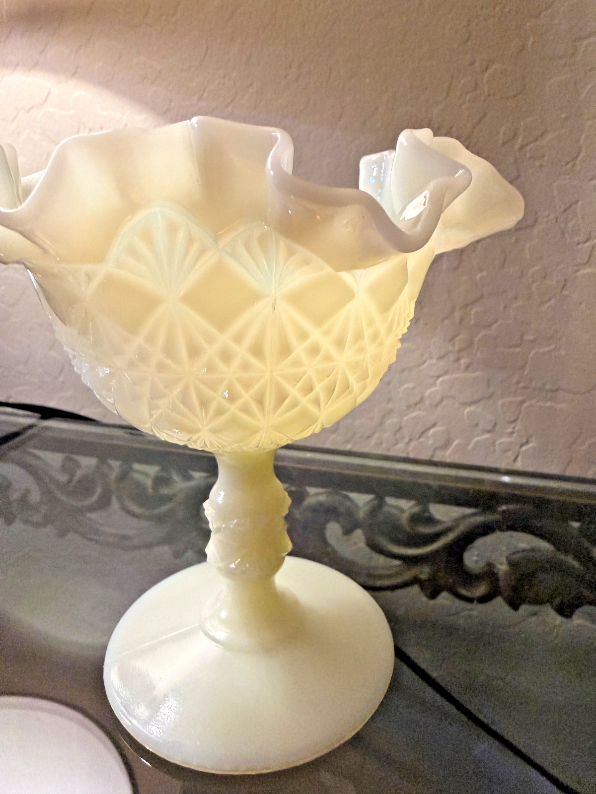 Vintage Fenton Custard Glass Daisy and Button Ruffled Compote Uranium UV GLOWS