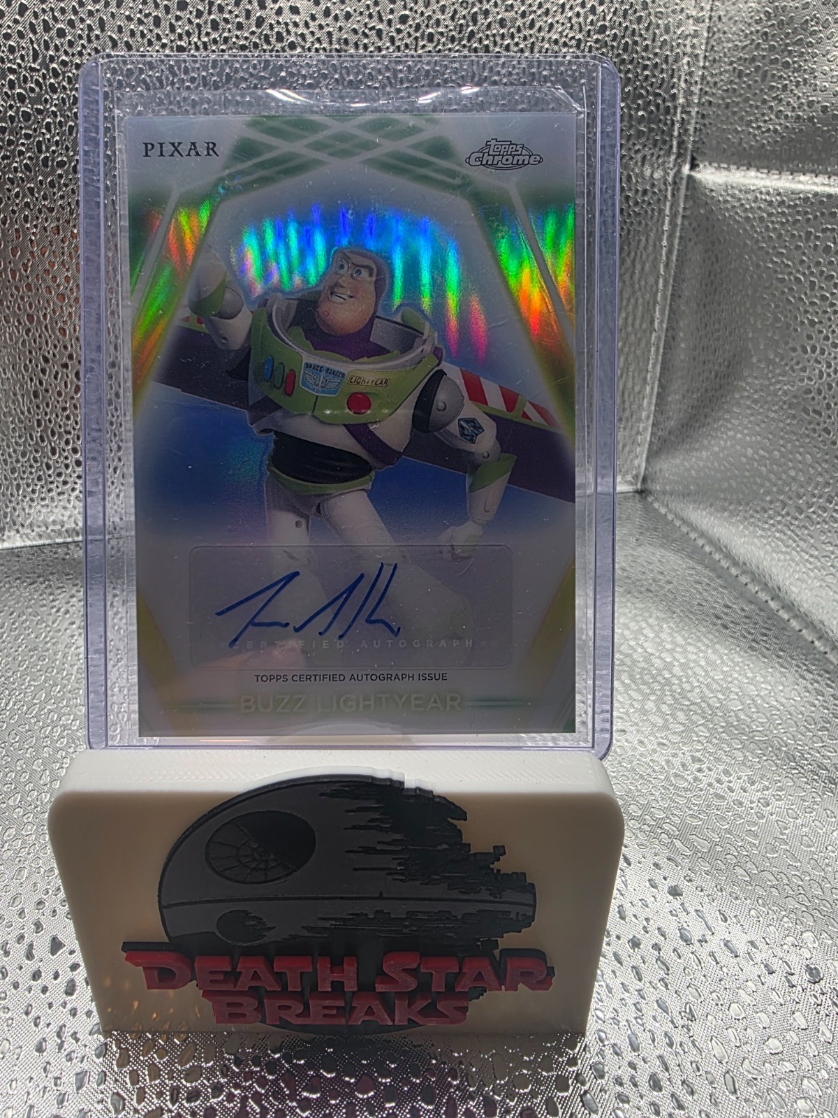 2026 Topps Disney Neon Chrome Neon Etch Auto Buzz Lightyear Tim Allen Autograph 
