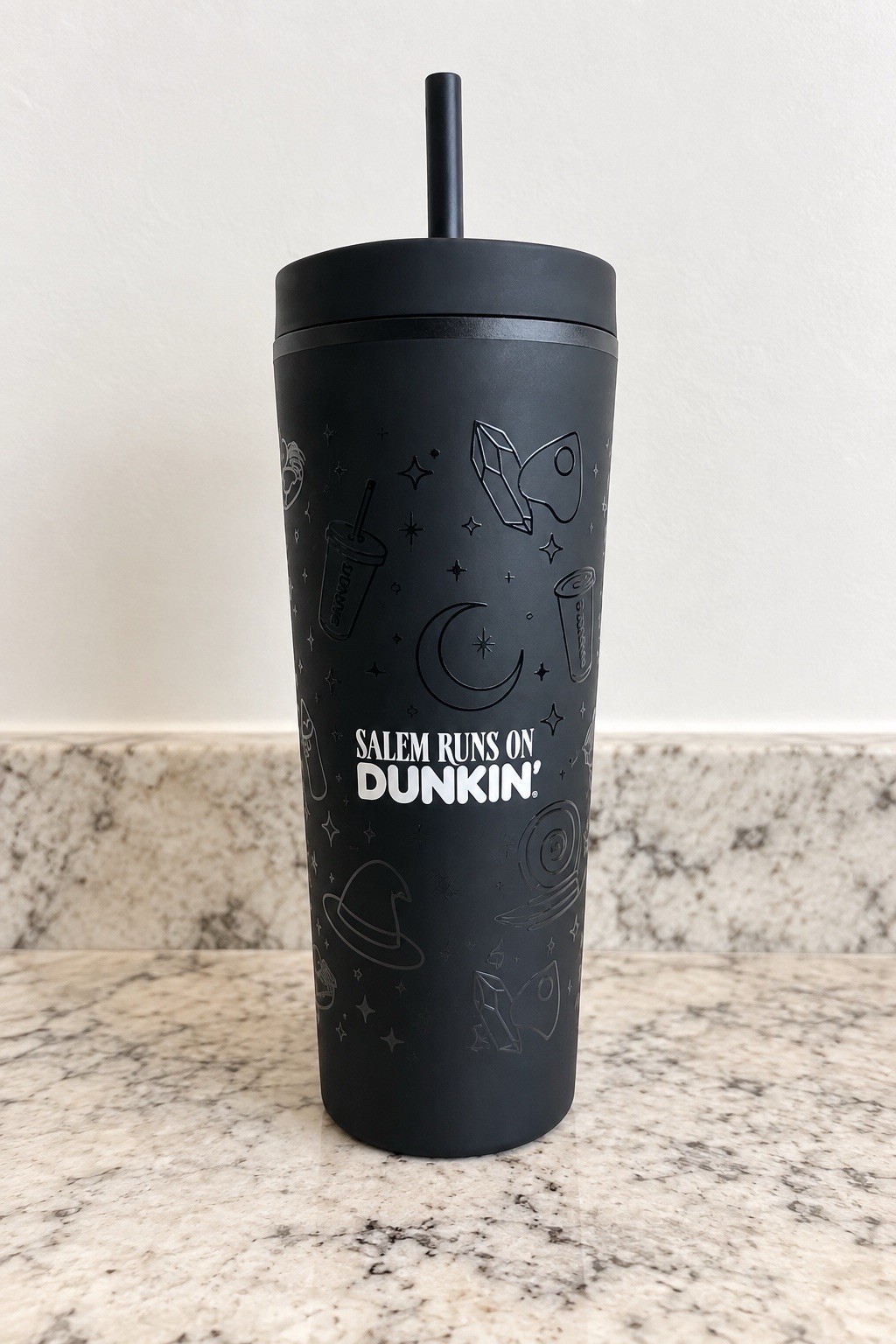 Dunkin Salem Halloween 2025 18 Oz Black Tumbler Witch Coffee Cup RARE Exclusive