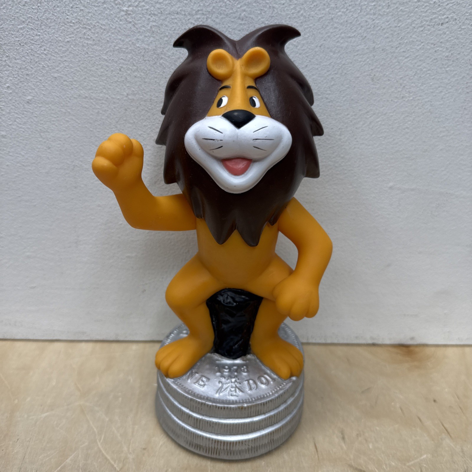 Vintage 1970’s HSBC Leo The Lion Plastic Coin Bank Hong Kong Bank Mascot RARE