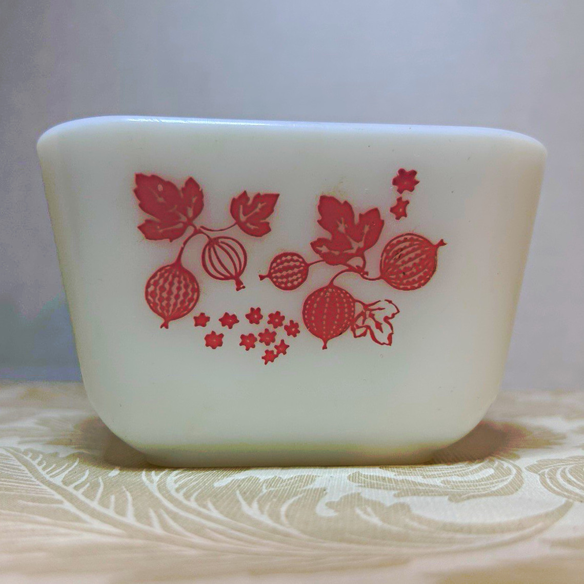 Vintage Pyrex Pink Gooseberry 501-B Refrigerator Dish 1.5 Cup No Lid USA
