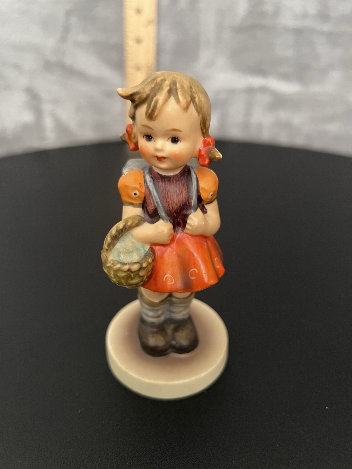 Vintage Goebel Hummel School Girl #81/0 TMK-3 Stylized Bee W Germany