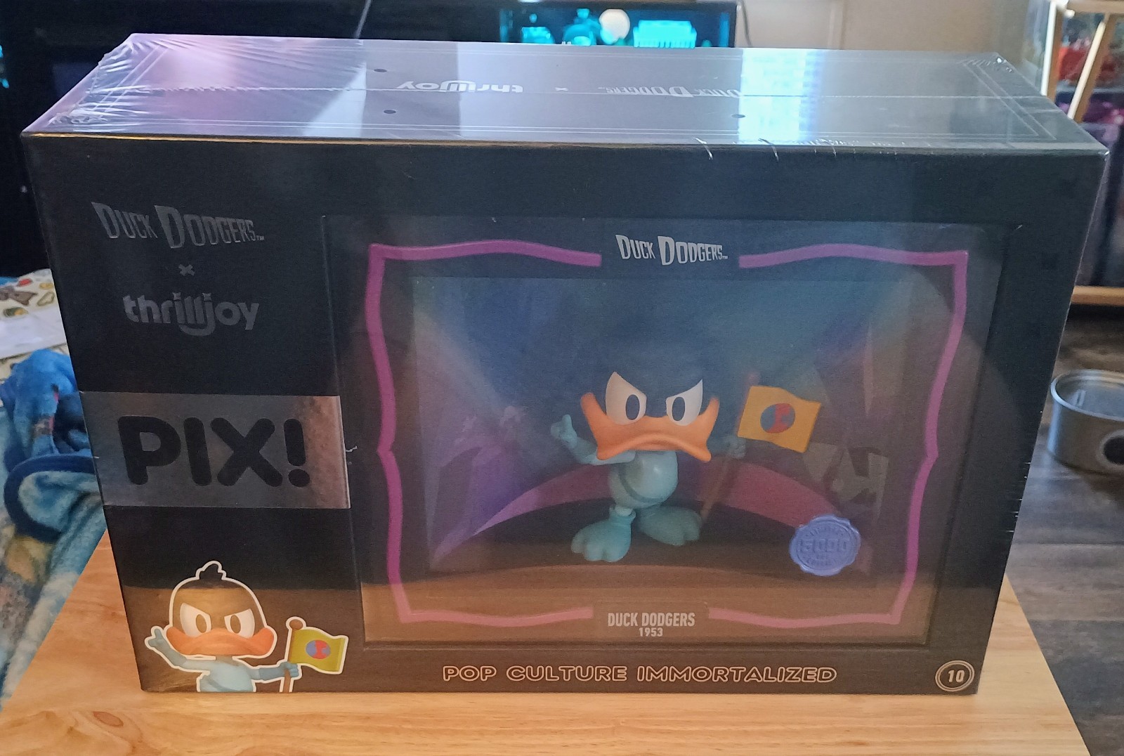 Thrilljoy PIX Duck Dodgers Vinyl Figure Limited Edition 5000 PCS Sealed