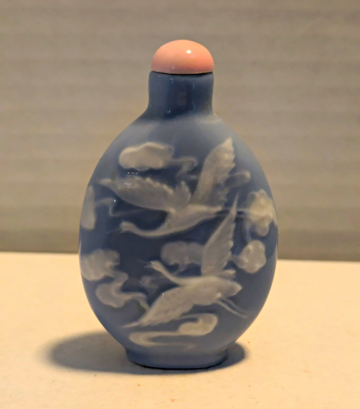 Vintage Chinese Carved Peking Glass Snuff Bottle Blue White Cranes Overlay