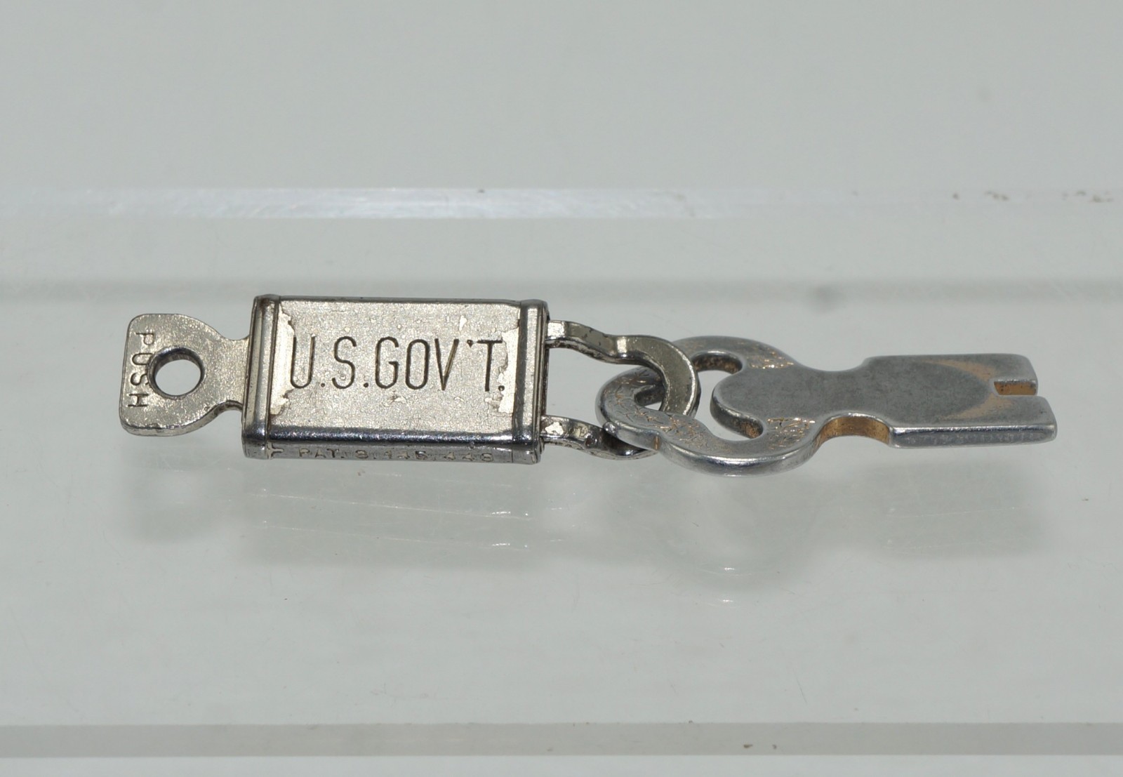 Vintage U.S. Government Key Fob Keychain Chrome Silver Metal w/ Unique Alloy Key