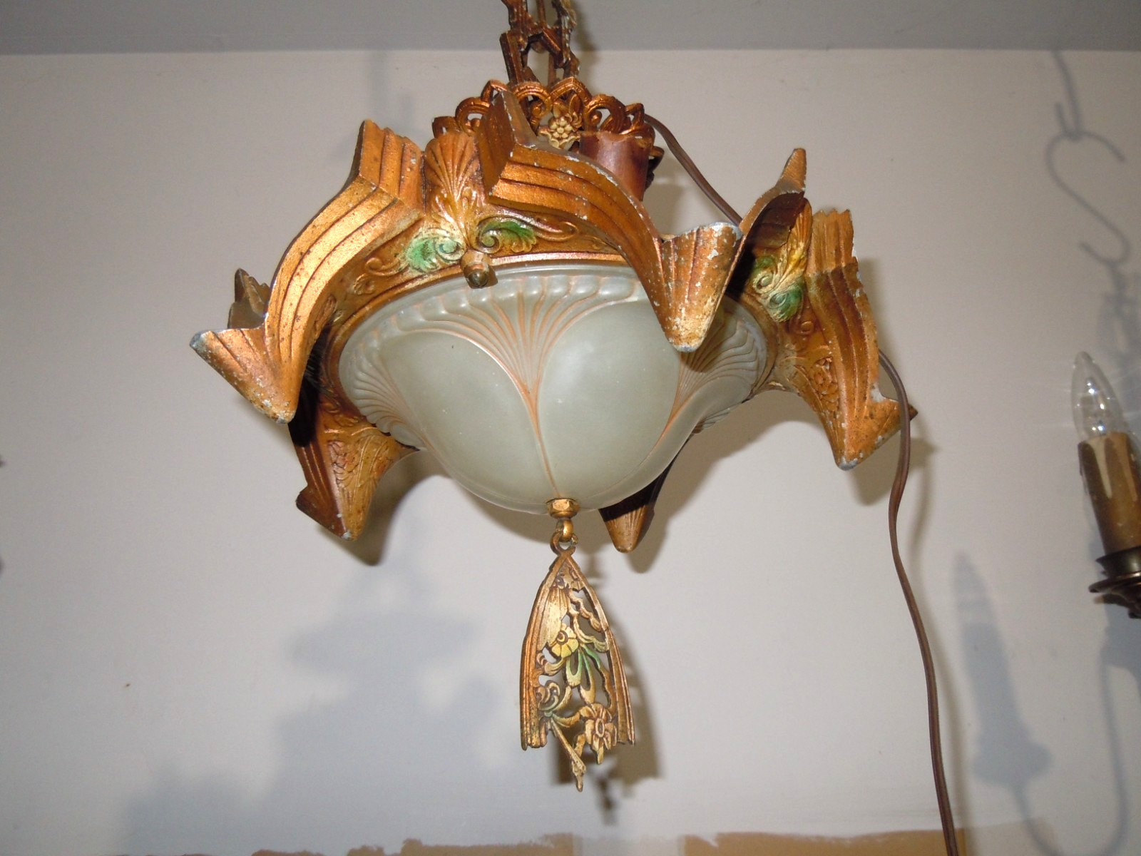 VINTAGE / ANTIQUE ORIGINAL SMALL MARKEL 6 SOCKET 5 BATWING SLIP SHADE CHANDELIER
