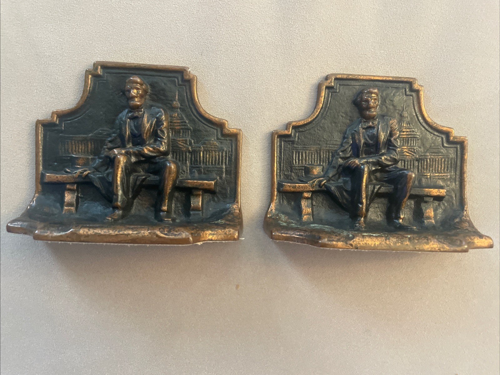 Antique Abraham Lincoln Seated On Bench Solid Bronze Bookends Capitol Background