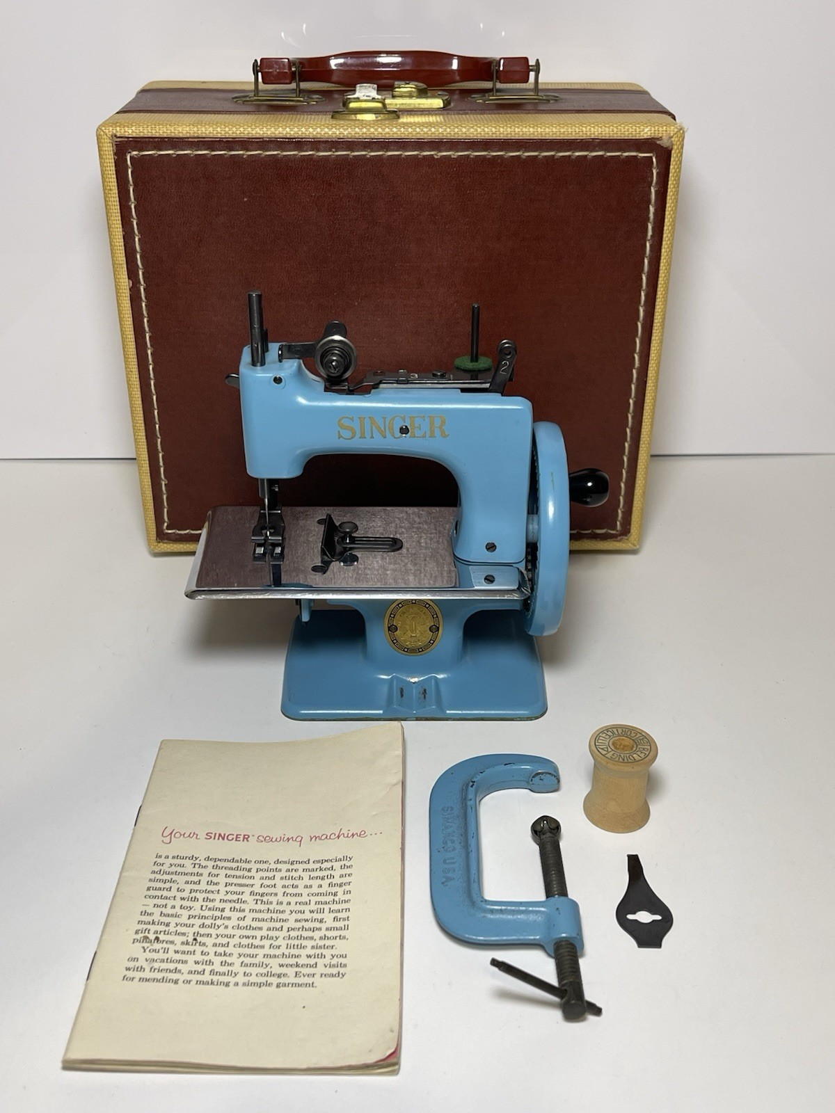 RARE Italian Azure Blue Singer 20 Sewhandy Sewing Machine With Case
